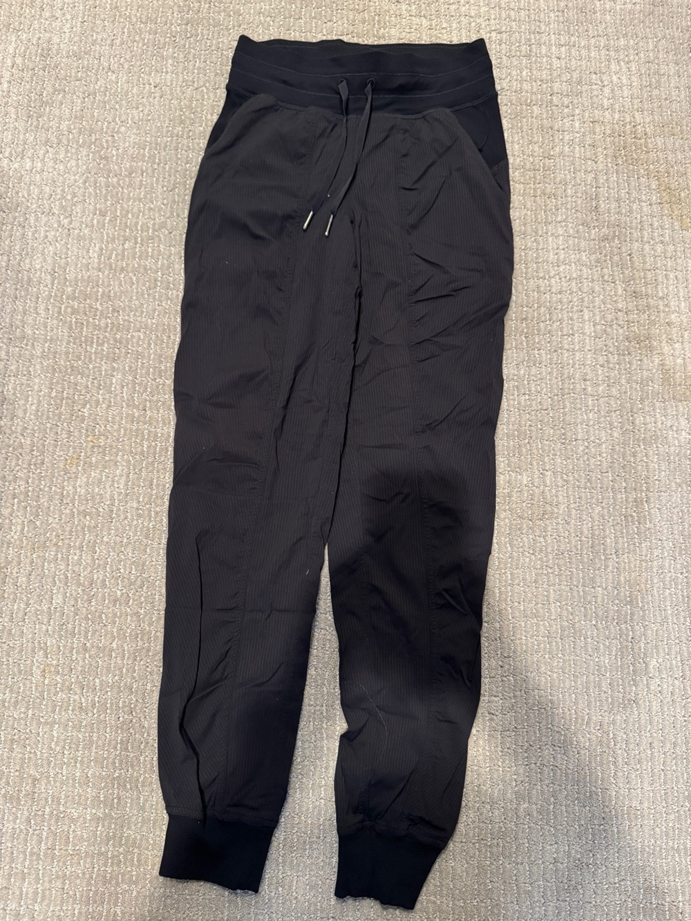 Lululemon ankle cuffed dance joggers